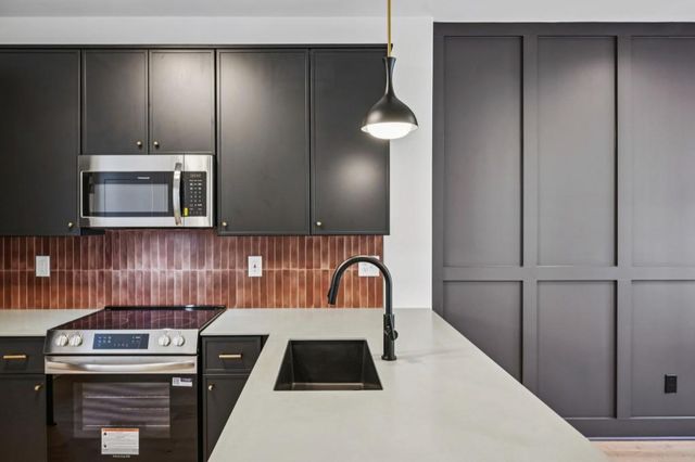 1160 Boulevard SE 1, Atlanta, GA 30312