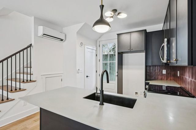 1160 Boulevard SE 1, Atlanta, GA 30312