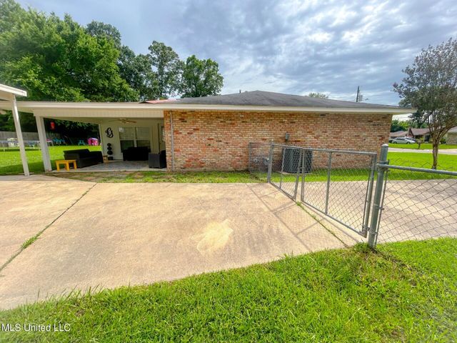 209 Margaret Avenue, Natchez, MS 39120