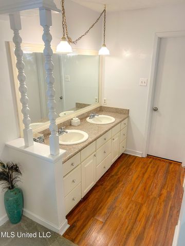 209 Margaret Avenue, Natchez, MS 39120