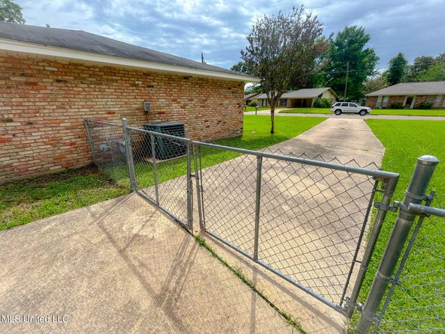 209 Margaret Avenue, Natchez, MS 39120