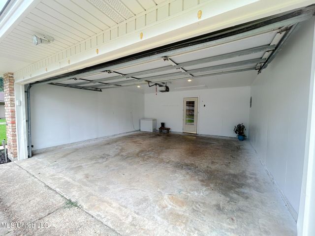 209 Margaret Avenue, Natchez, MS 39120