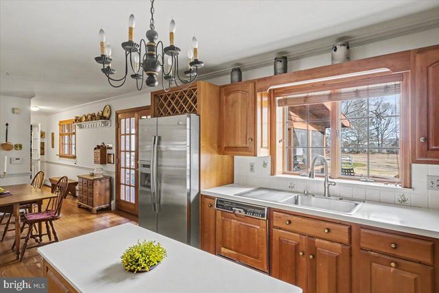 87 SMITH SCHOOL RD, Perkasie, PA 18944