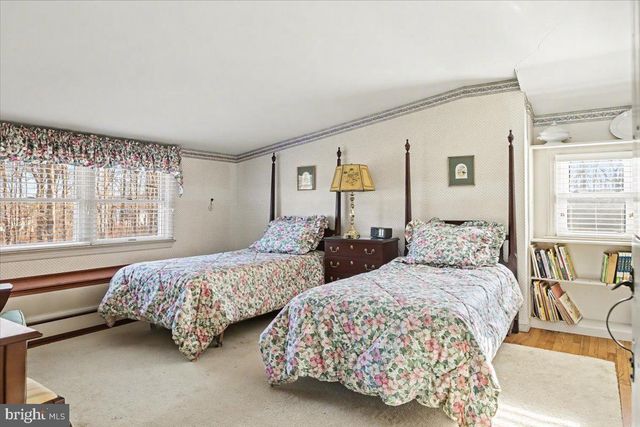 87 SMITH SCHOOL RD, Perkasie, PA 18944
