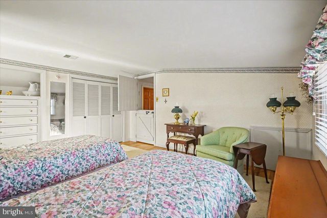 87 SMITH SCHOOL RD, Perkasie, PA 18944