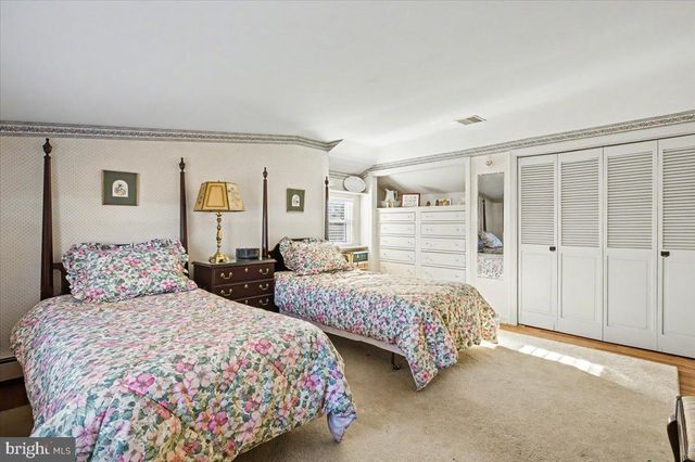 87 SMITH SCHOOL RD, Perkasie, PA 18944