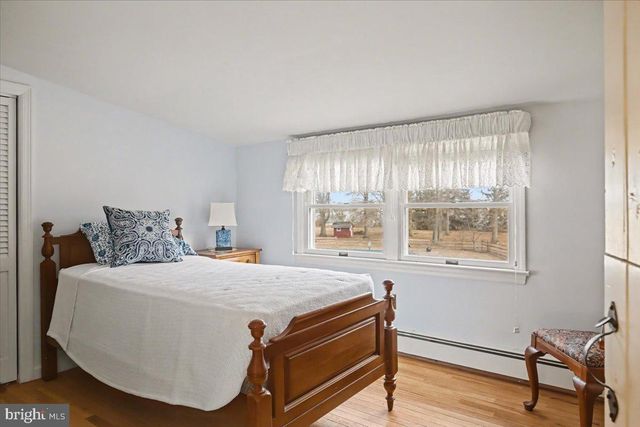 87 SMITH SCHOOL RD, Perkasie, PA 18944