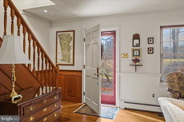 87 SMITH SCHOOL RD, Perkasie, PA 18944