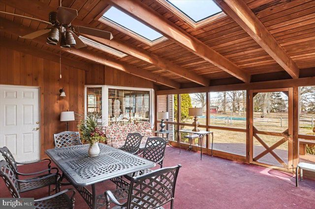 87 SMITH SCHOOL RD, Perkasie, PA 18944