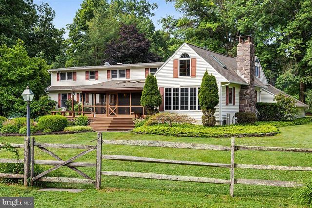 87 SMITH SCHOOL RD, Perkasie, PA 18944