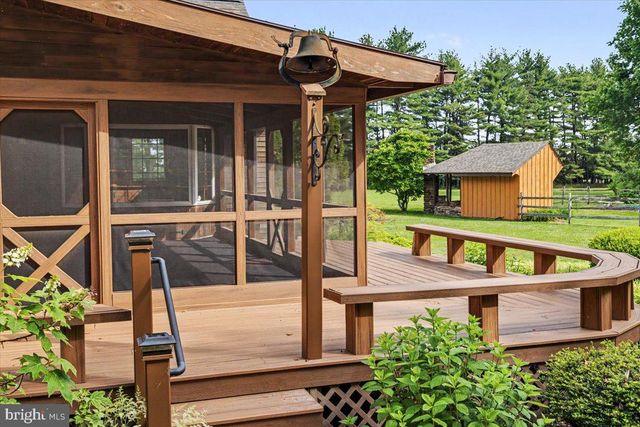 87 SMITH SCHOOL RD, Perkasie, PA 18944