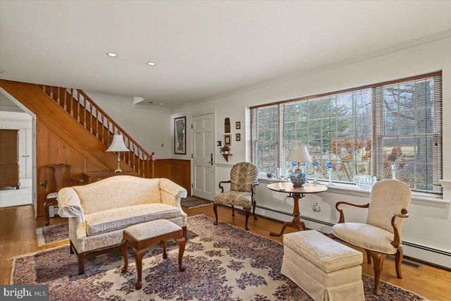 87 SMITH SCHOOL RD, Perkasie, PA 18944