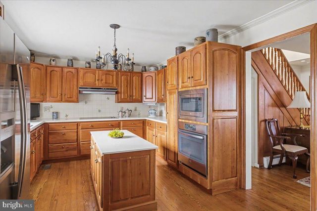87 SMITH SCHOOL RD, Perkasie, PA 18944