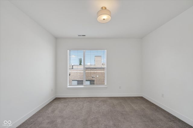 727 N Illinois Street 202, Indianapolis, IN 46204
