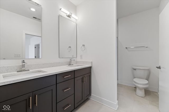 727 N Illinois Street 202, Indianapolis, IN 46204
