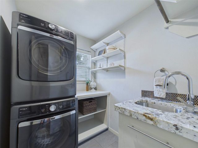 1010 Baronridge Drive, Seabrook, TX 77586