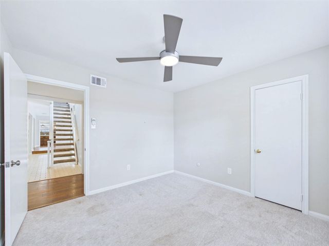 1010 Baronridge Drive, Seabrook, TX 77586
