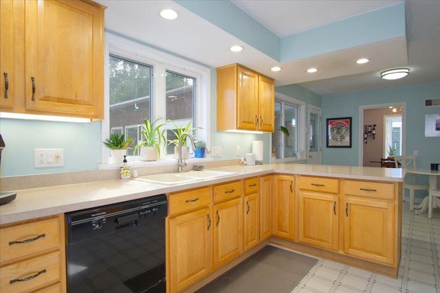 238 Kensington Drive, Madison, WI 53704