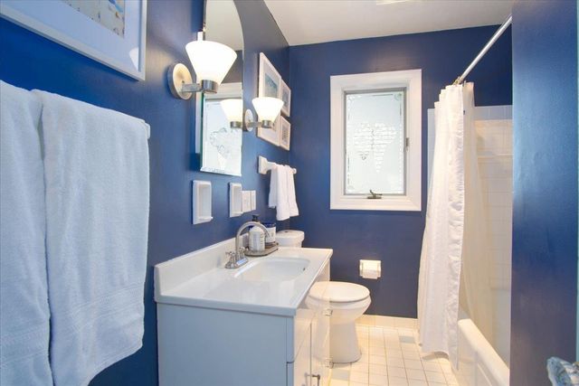 238 Kensington Drive, Madison, WI 53704