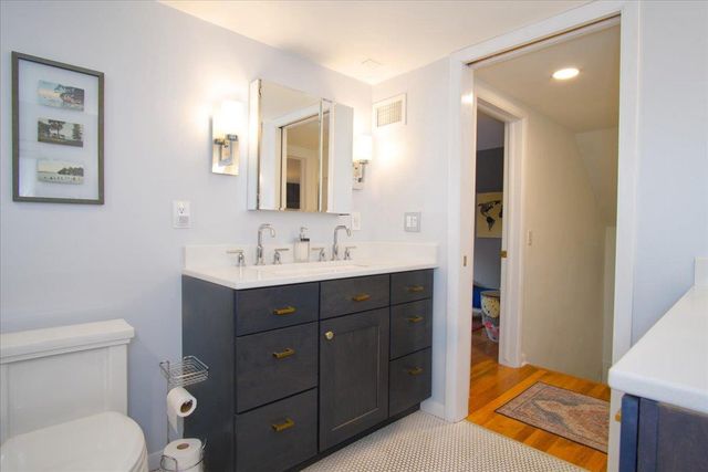 238 Kensington Drive, Madison, WI 53704