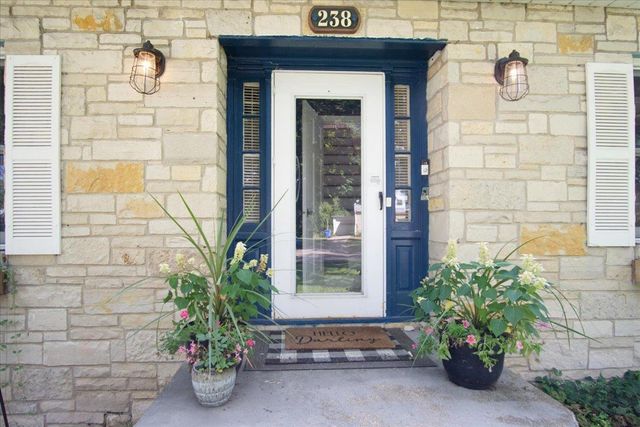 238 Kensington Drive, Madison, WI 53704