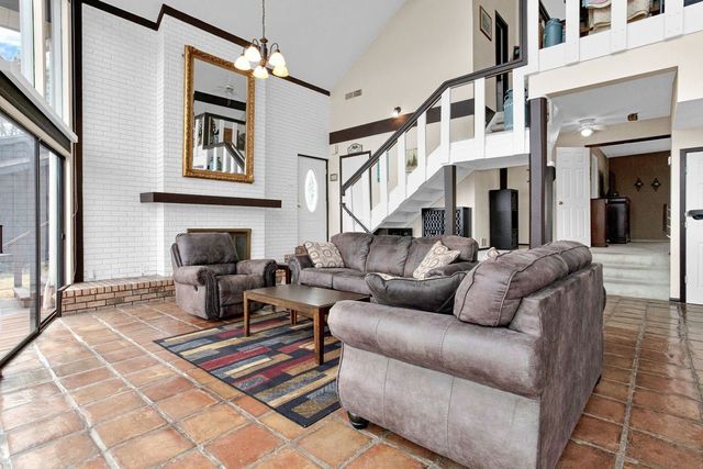 1419 Tanglewood E, Hideaway, TX 75771