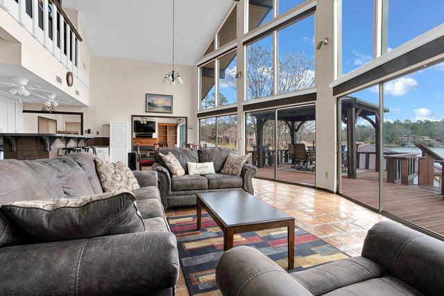 1419 Tanglewood E, Hideaway, TX 75771