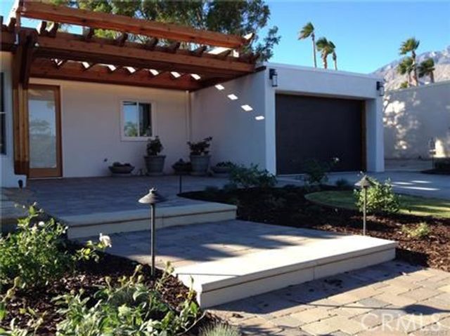 1351 E Francis, Palm Springs, CA 92262
