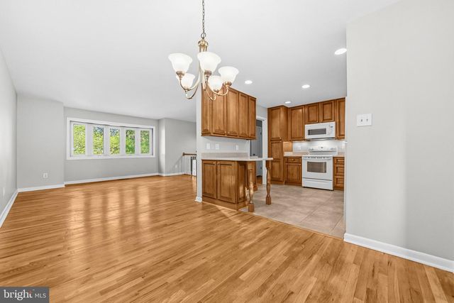 4304 KAREN ST, Suitland, MD 20746