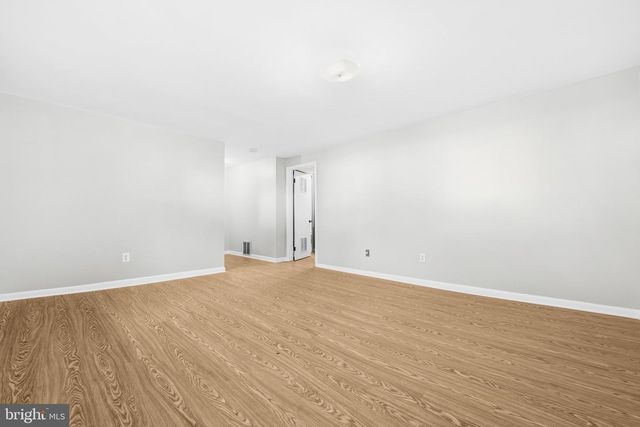 4304 KAREN ST, Suitland, MD 20746