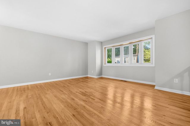 4304 KAREN ST, Suitland, MD 20746