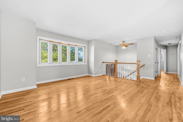 4304 KAREN ST, Suitland, MD 20746
