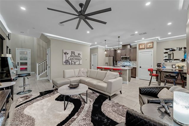 3200 Lumassina Way, Henderson, NV 89044