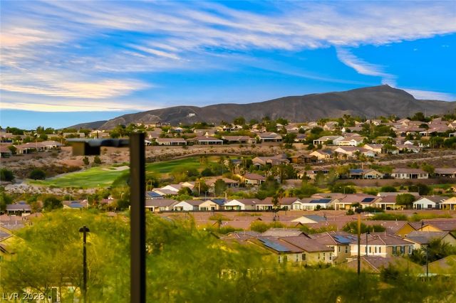 3200 Lumassina Way, Henderson, NV 89044