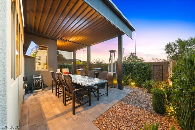 3200 Lumassina Way, Henderson, NV 89044