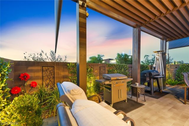 3200 Lumassina Way, Henderson, NV 89044