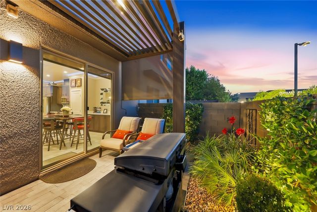 3200 Lumassina Way, Henderson, NV 89044