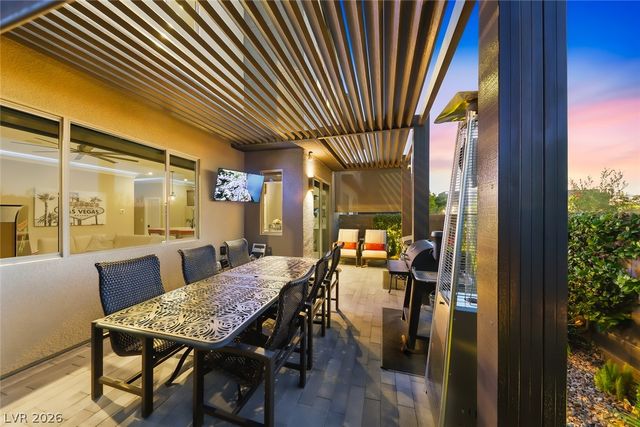 3200 Lumassina Way, Henderson, NV 89044