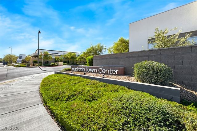 3200 Lumassina Way, Henderson, NV 89044