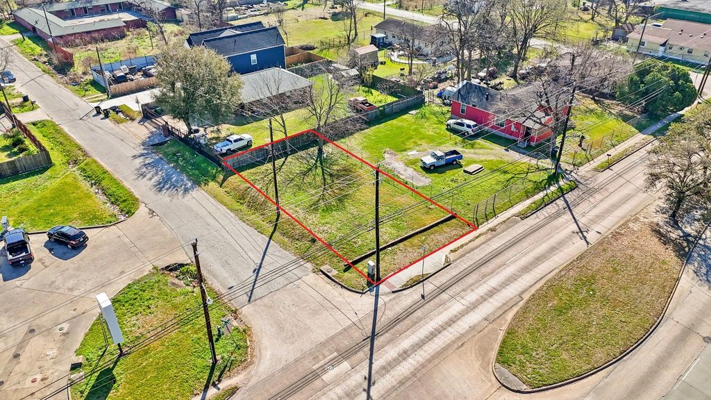 0 Wayside Drive N, Houston, TX 77028