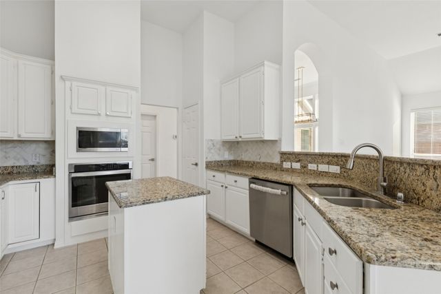 2236 Flanders Lane, Plano, TX 75025