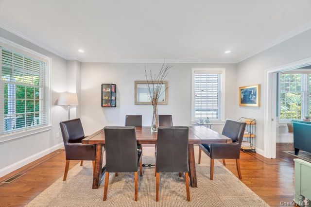 20 Prospect Avenue, Port Washington, NY 11050