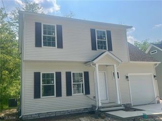 5019 Lakeview Drive, Mentor, OH 44060