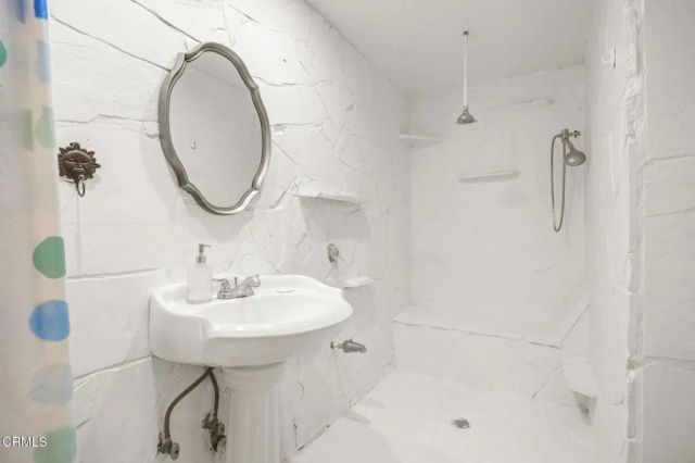 320 D Street, Fillmore, CA 93015