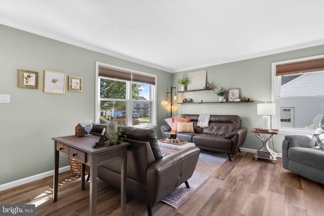 55 LAURA DR, Barto, PA 19504