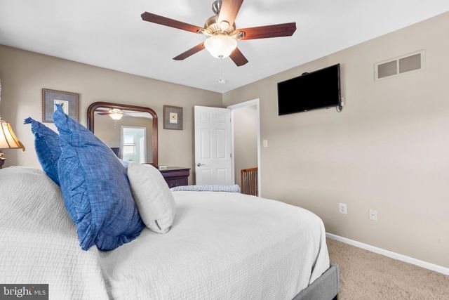 55 LAURA DR, Barto, PA 19504