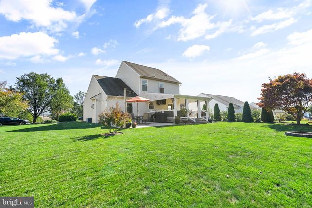 55 LAURA DR, Barto, PA 19504