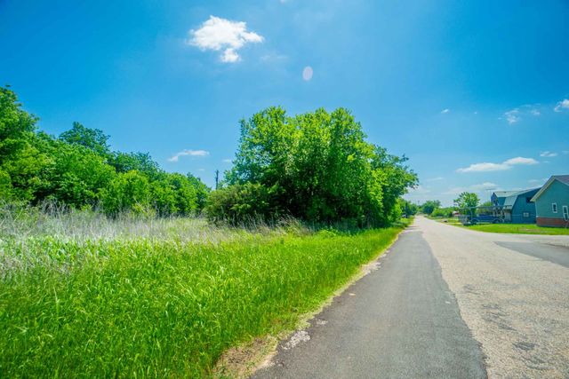 4507 Mimosa Drive, Granbury, TX 76048