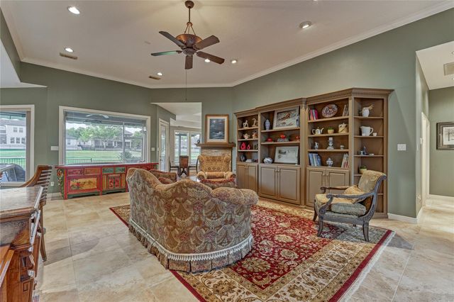 115 Brookgreen Circle N, Montgomery, TX 77356