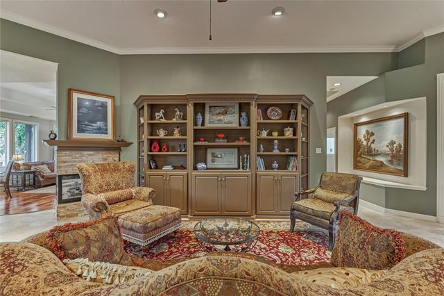 115 Brookgreen Circle N, Montgomery, TX 77356